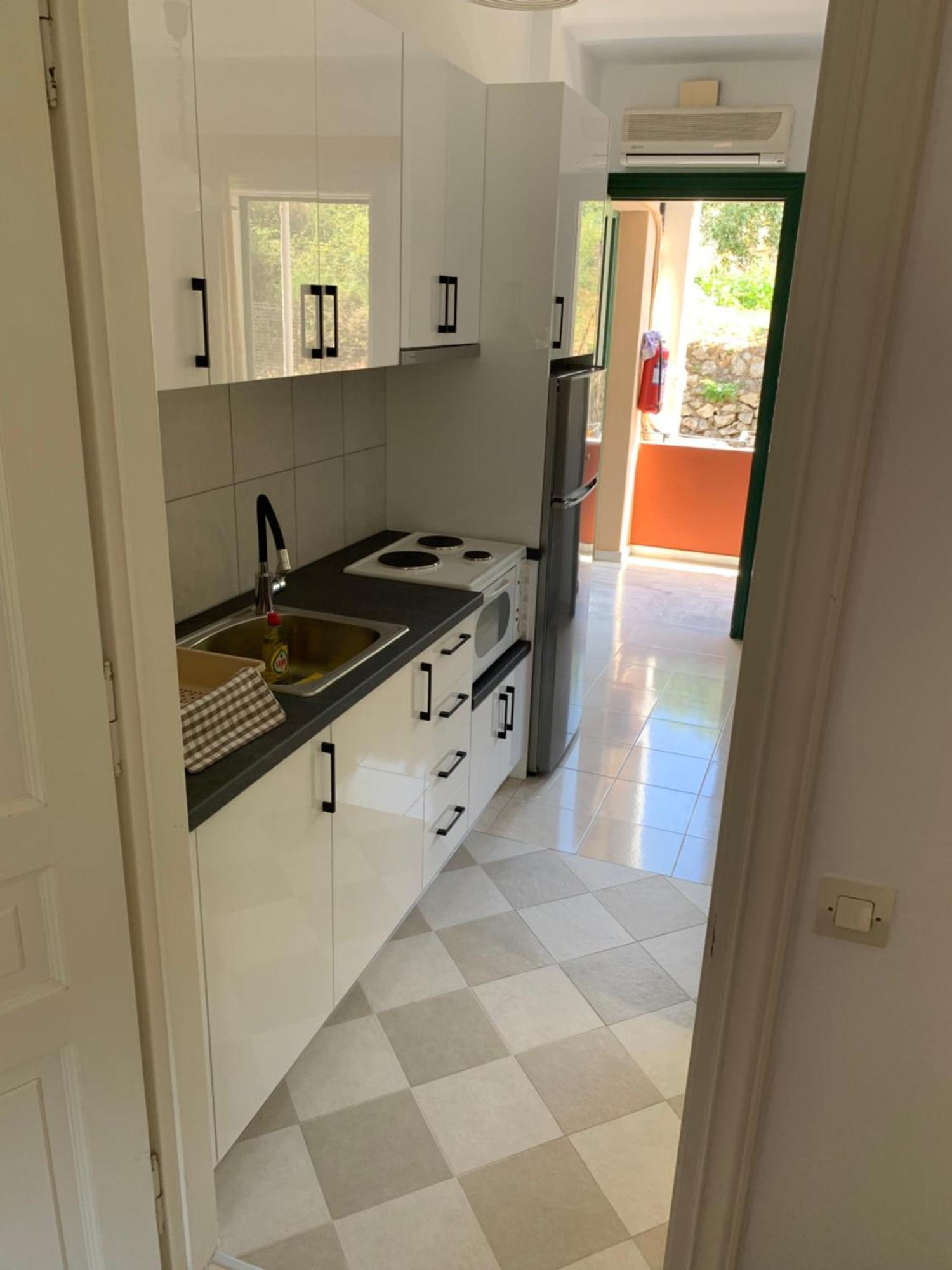 Filoxenia Kontogiannis Apartment Lazarata ภายนอก รูปภาพ
