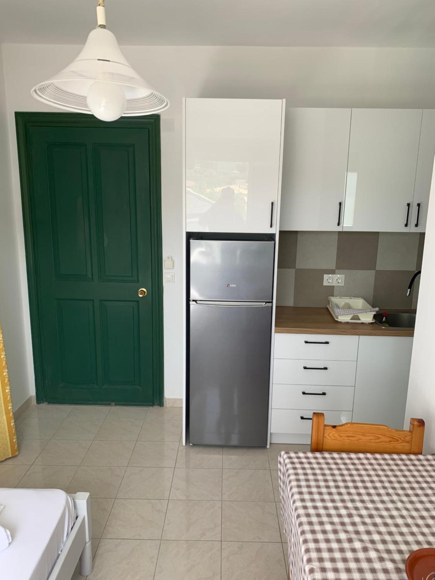 Filoxenia Kontogiannis Apartment Lazarata ภายนอก รูปภาพ