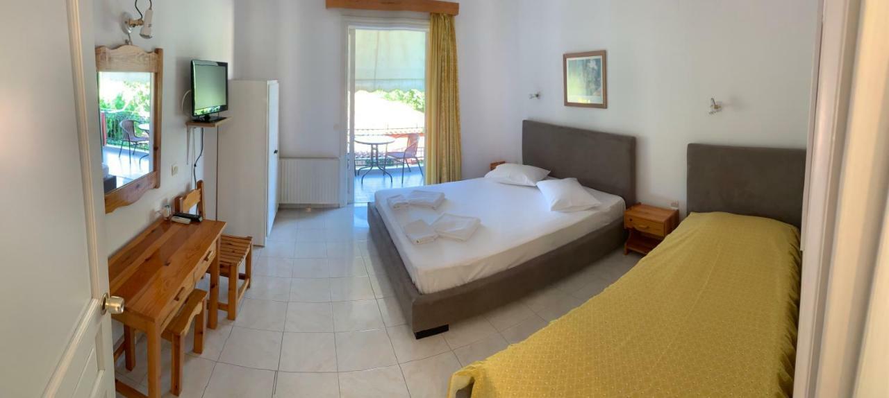 Filoxenia Kontogiannis Apartment Lazarata ภายนอก รูปภาพ